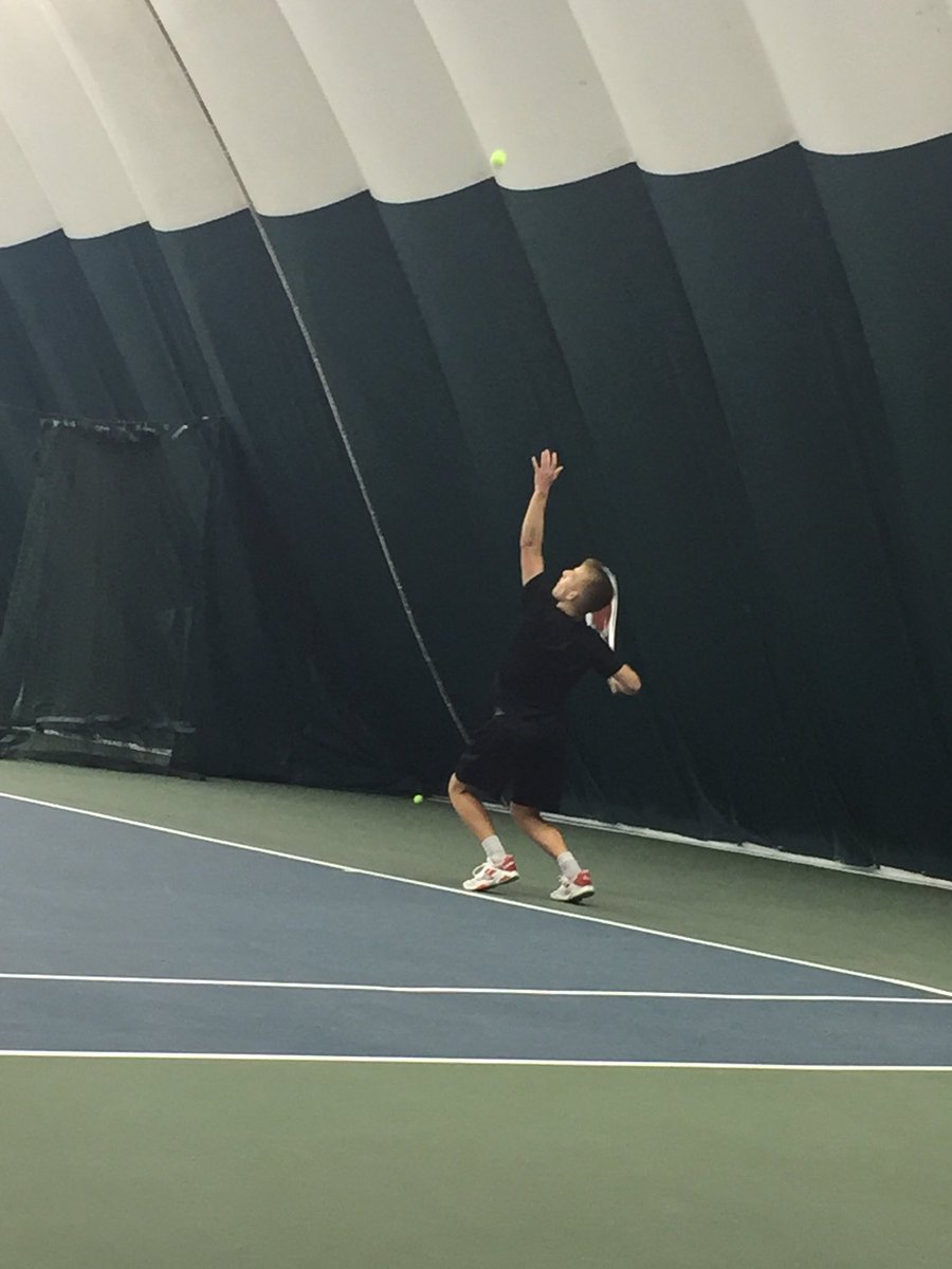First win of the day! Great win by Kevin Kulawiec at 1st singles! 🎾 #fisherwin