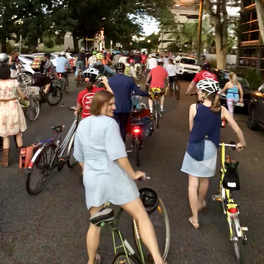 Taezar's tweet photo. Some pics from our #styleoverspeed ride to @space4cyclingbn’s film night. Pics include my fellow organisers Jon and @ClaudiaBergs and bicycle band CyclePops https://t.co/e872CXaMOw