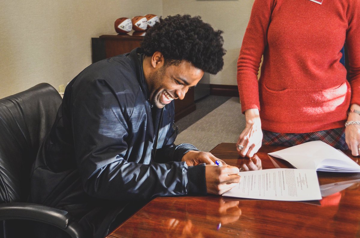 Ravens's tweet image. Done deal. 🖊