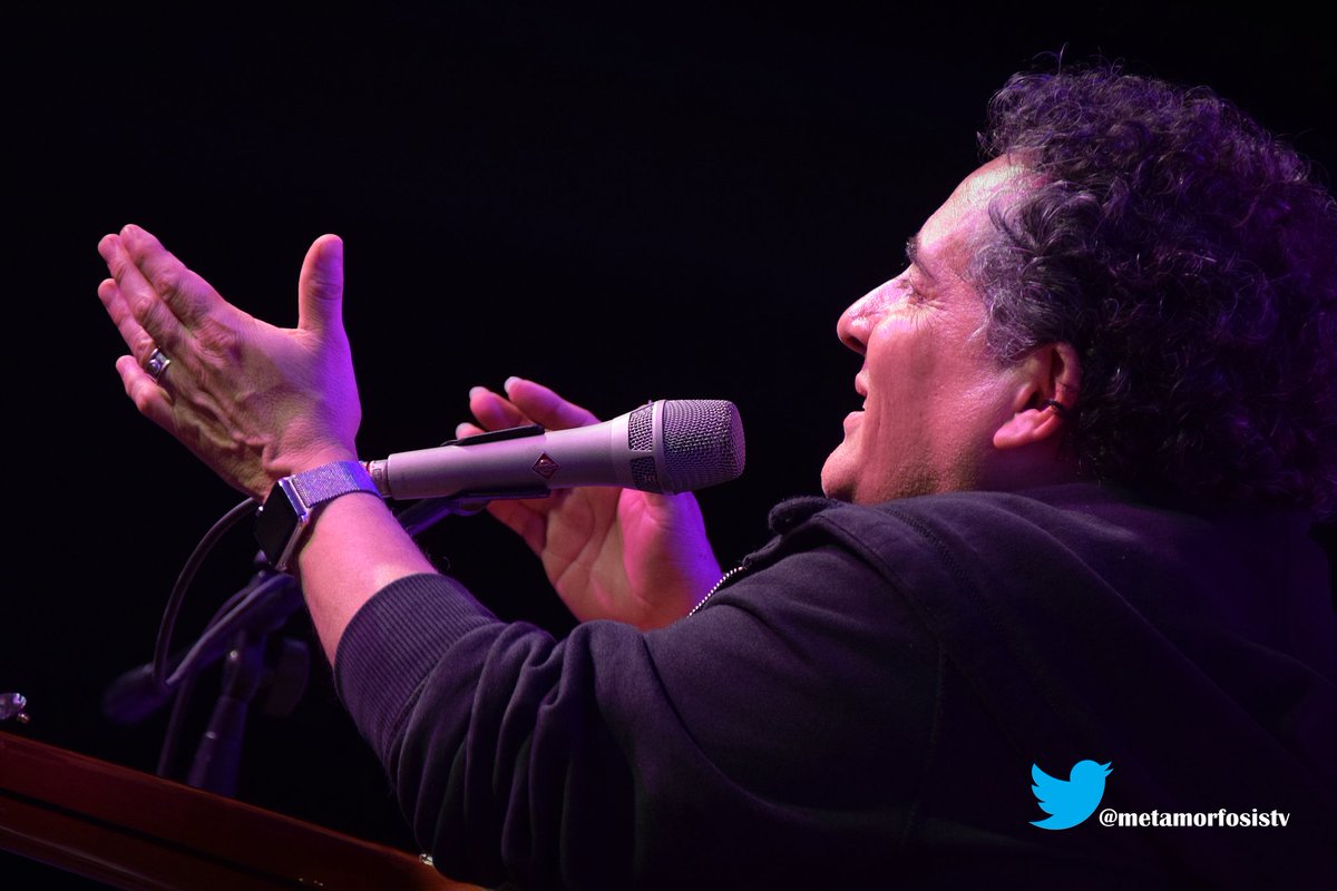 metamorfosistv's tweet photo. PRESENTACIÓN EXCELSA DE @AlejandroFilio EN EL #25Aniversario DE @cantares_ar
#AlejandroFilio #TrovaAzul #Trova #Cantares https://t.co/dpAZZ0BK89