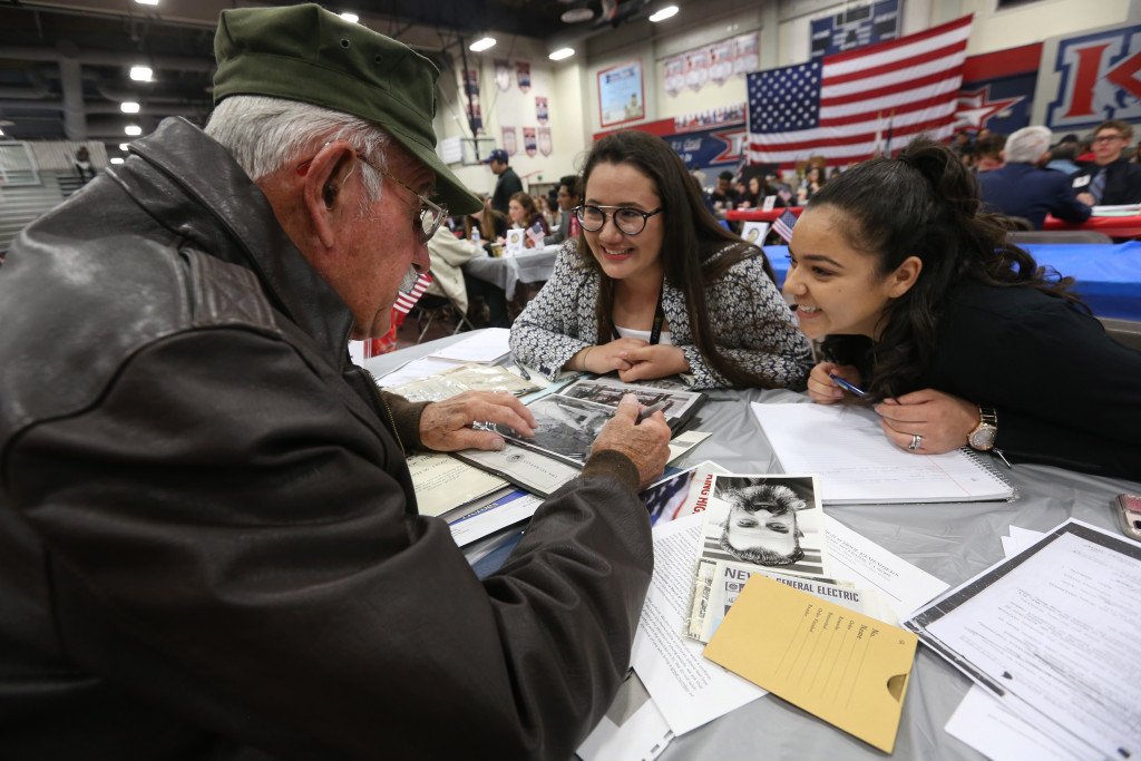 Students at Riverside’s King High interview 300 veterans in 18th annual program dlvr.it/QLK8y6