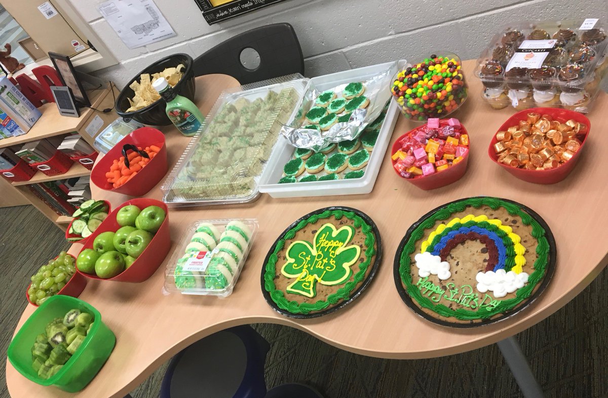 GoofTroopGang's tweet photo. 4A gobbled green goodies while completing our St. Patrick's Day themed Break Out boxes. Inside? Scratch off cards and Brag Tags. What a great way to practice collaboration, cooperation, and teamwork! @CCSDInnovation @MrsJessicaLucas https://t.co/Npq8xW7m1b