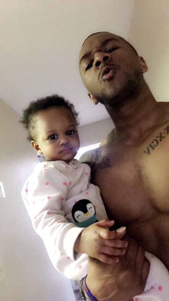 pacobetz's tweet photo. On my single father shit 💯♥️ love my baby girl https://t.co/1F1BVUFxgo