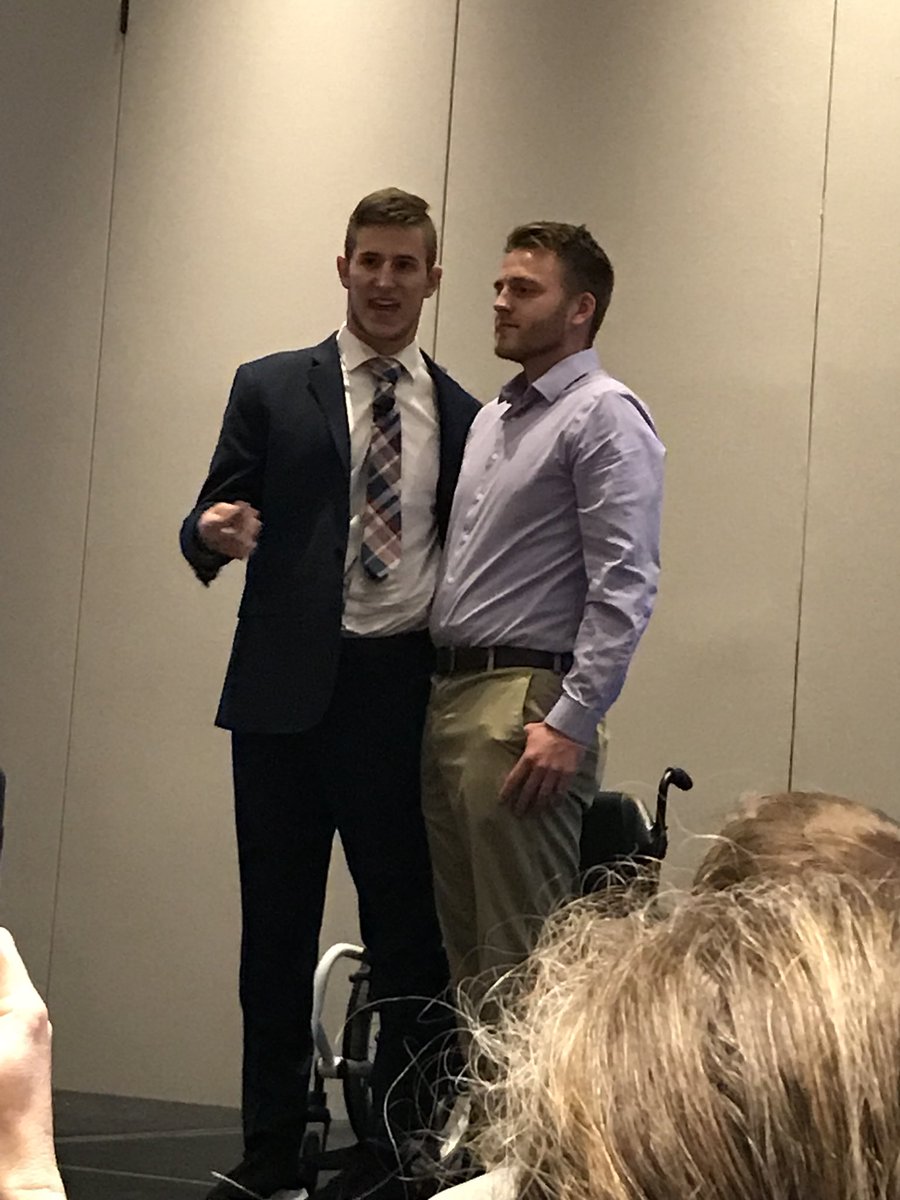 drdhank's tweet photo. We can’t change our circumstances but we can change what we notice about our circumstances - @chrisanorton16 #GLATA50 #NATM2018 #powertostand https://t.co/s3lXhXv36s