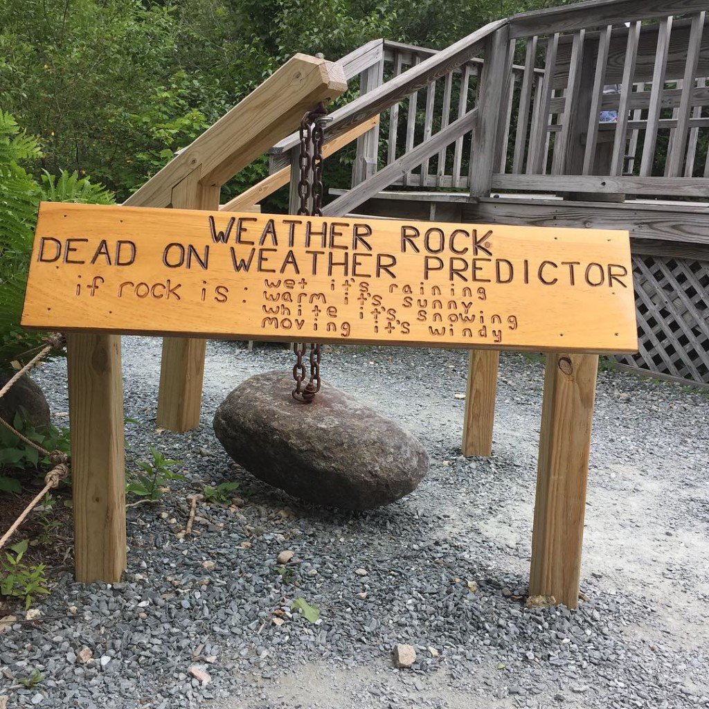 LostRiverGorge's tweet photo. Wondering what the Weather Rock looks like after our three Nor'easters (and another one on the way!)...🤔📷: @loukie401 #lostrivergorge #weatherrock #weatherpredictor #explore #scenicnh #getoutsidenh #optoutside #nh https://t.co/RtYbAt6yd7