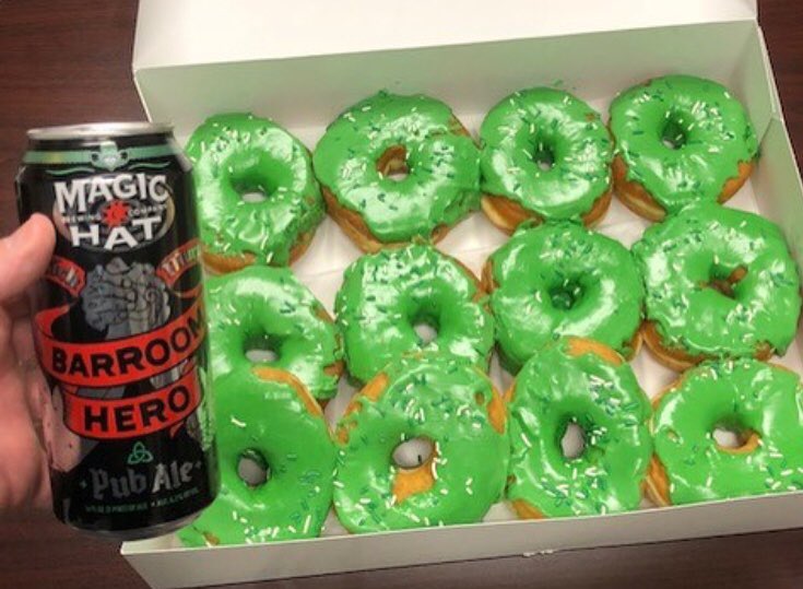 KanesDonuts's tweet photo. Get your green on with a Kane’s Barroom Hero Ale Donut! Made with @magichat Ale !! @DropkickMurphys  #StPatricksDay #delicious https://t.co/y3fvz1JIKO