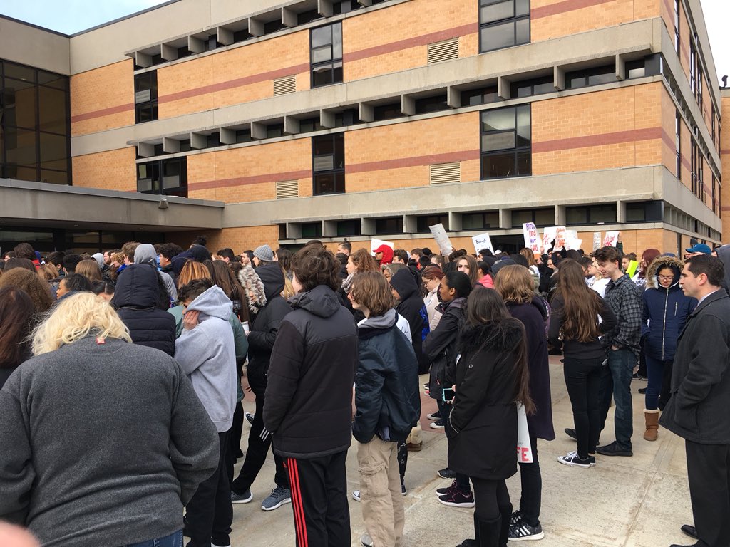 Salem_Guidance's tweet photo. A really touching ceremony for the Walk Out day organizes by SHS students protesting gun violence. #witchpride https://t.co/SAGMAvfUlC