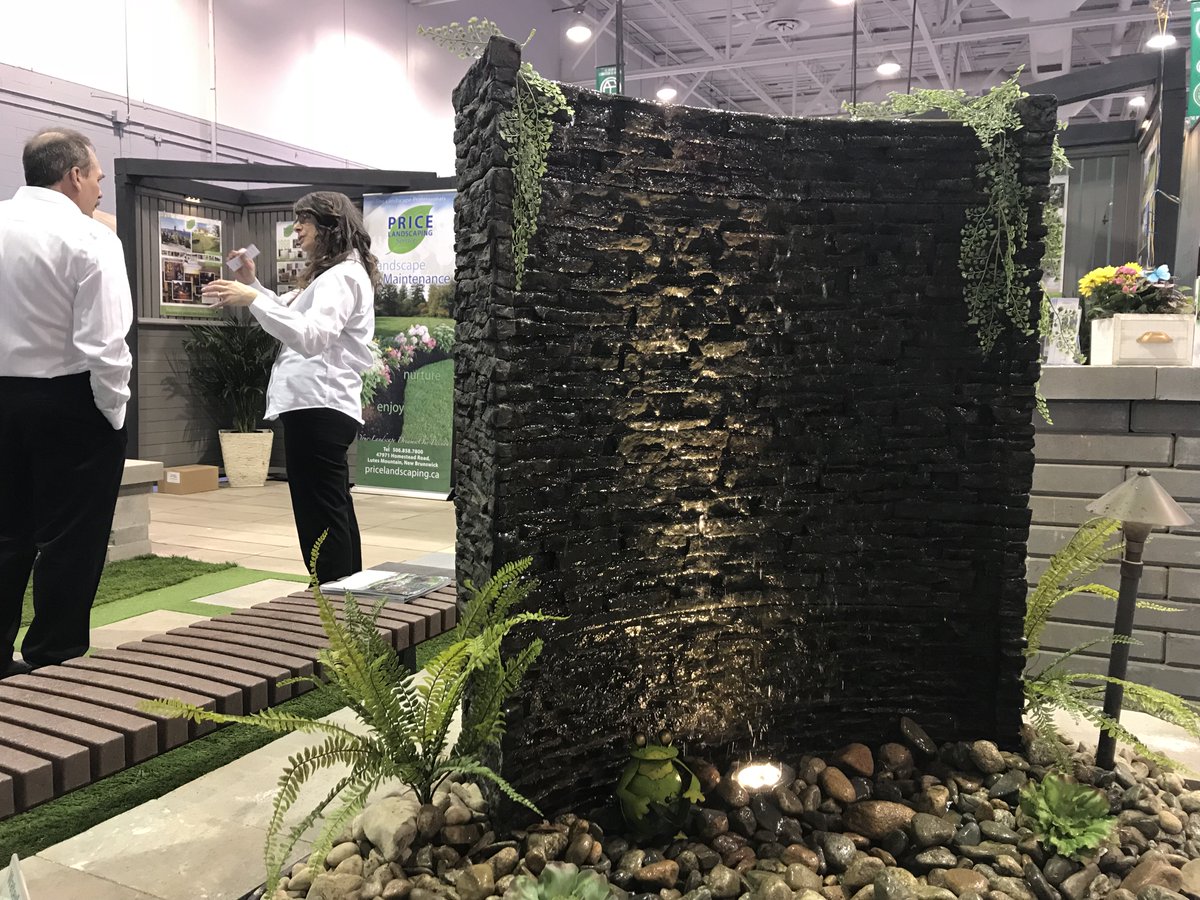 MonctonHomeShow's tweet photo. After all that walking around at the Home Show, find the relaxing waterfall and zen out! ⛲️🙏😍

Avez-vous trouvé la fontaine au Salon de l’habitation cette fin de semaine? C’est relaxant à côté de l’eau. 🌊💜 https://t.co/MmFt1HMaIc