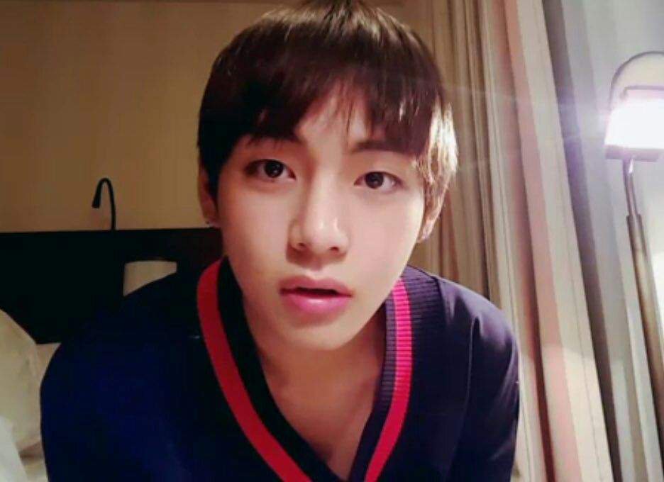 Now let's do taehyung beautiful bareface  #V  #뷔