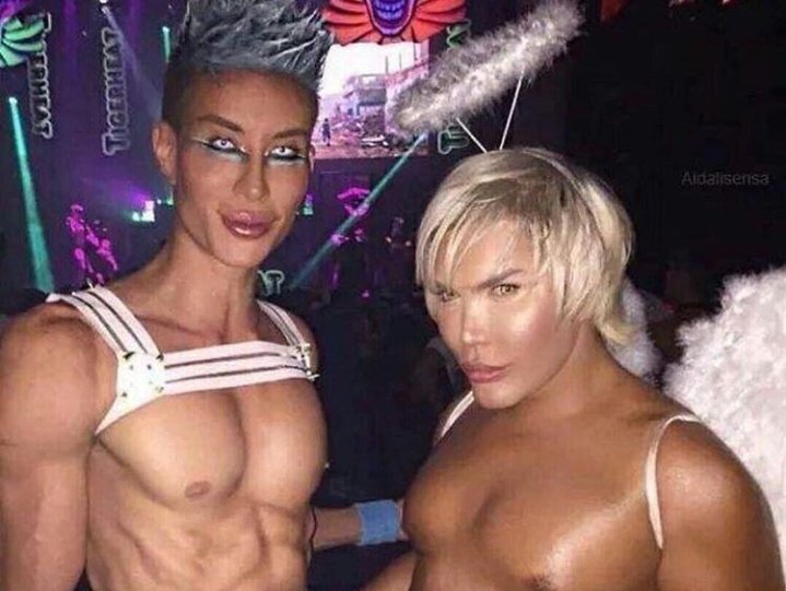 #TempoDeAmar #EiLinda #BBB18 #OOutroLadoDoParaiso  #sabadodetremurasdv  #MaldadeMesmoE  #TuiteUmaMentira #EstreiaNadaAPerder 
#deixaelatorcer 

KEN HUMANO ESTA NAMORANDO OUTRO KEN HUMANO E NINGUÉM SABE KEN É KEN 😂😂😂😂😂😂😂😂😂😂😂😂😂😂😂😂😂😂😂😂