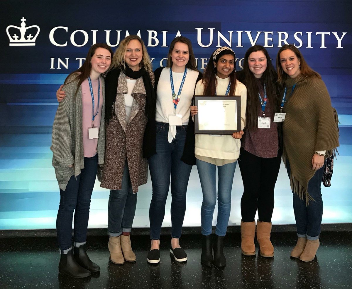 Congratulations to The Legend's 2017 staff for winning a Silver Crown Award from the Columbia Scholastic Press Association! The 2018 editors were honored to accept the award at Columbia University today!