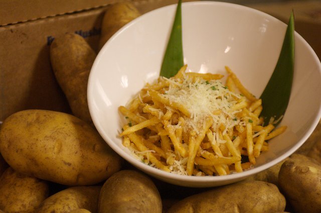 Sometimes the simplest dishes are the most pleasurable- like Truffle Fries. A side dish fit for world class protein like steak and lobster!