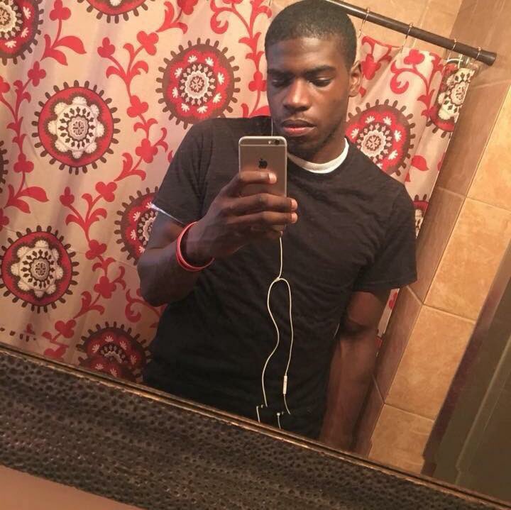 Dev1029_'s tweet image. Just chilling