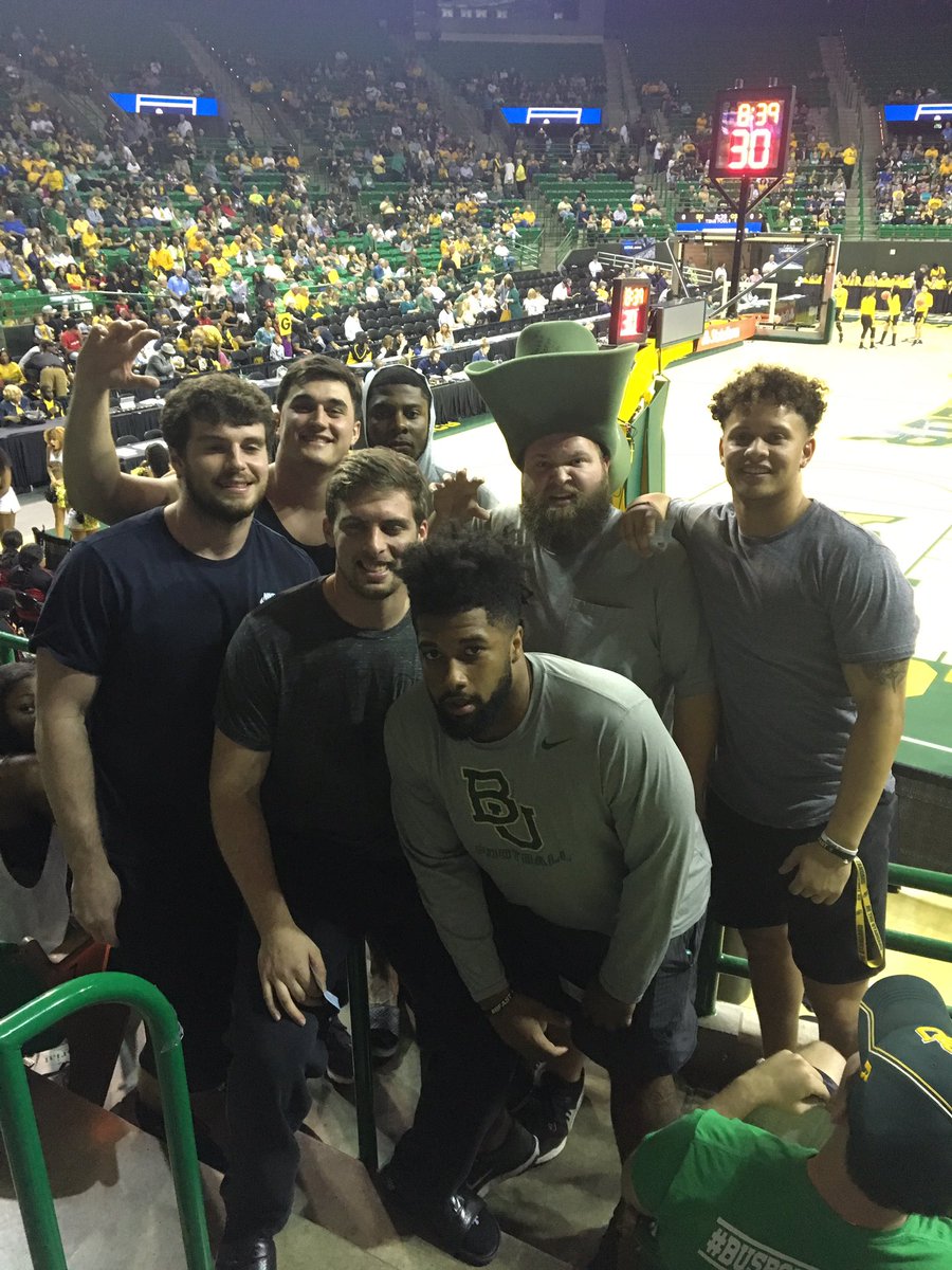BU_Gang's tweet photo. The Legendary Hat Hayden ‼️ @RyanKelly_BU https://t.co/ZV7D0UixC2