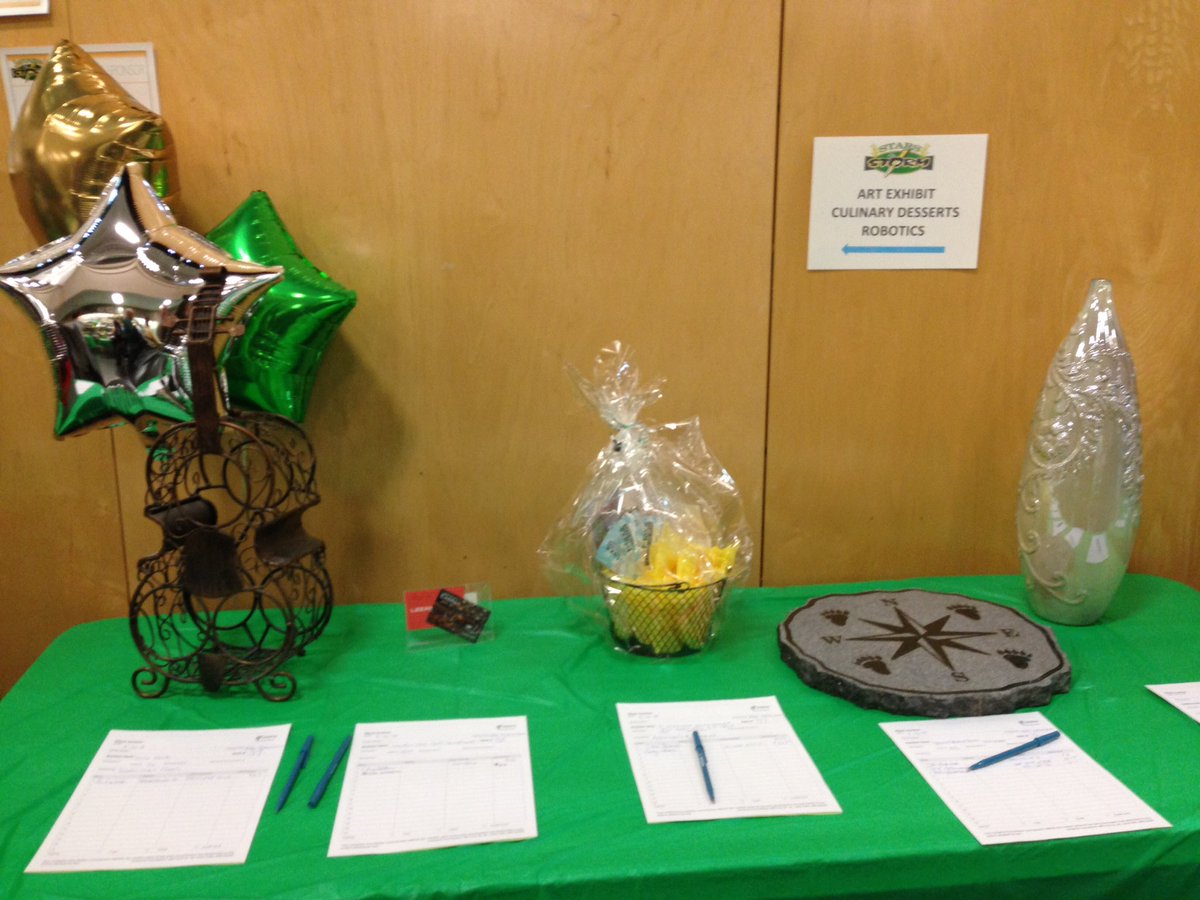 Bruceprek12edu's tweet photo. Great items on the silent auction at STARS OF THE STORM!  @isd47 https://t.co/UBif3G7vI7