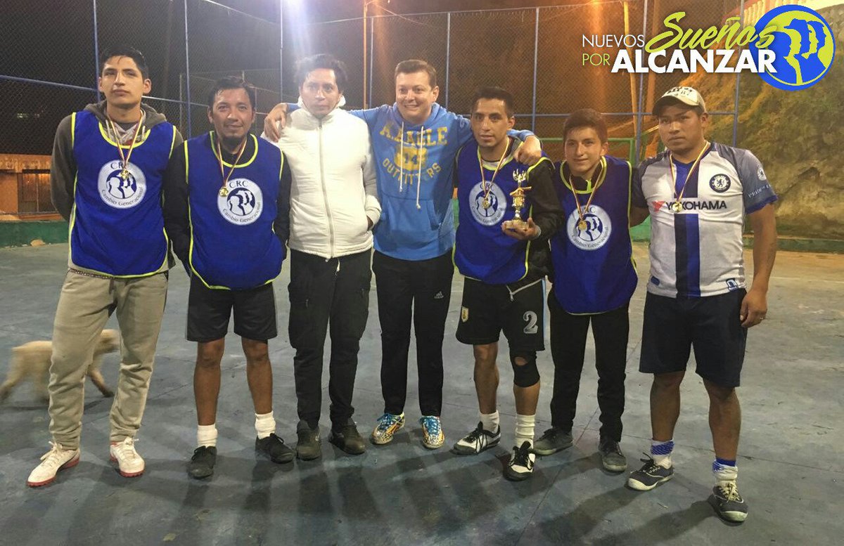 CamGeneracional's tweet photo. A la voz del deporte la gente en Guaranda se une #CopaCGBolívar. En el barrio Los Tanques llevaron a cabo un cuadrángular muy emotivo dedicado a la memoria de Dayana, joven oriunda de esta bella comunidad, participaron Everton, Sporting United, CGBolívar y Craft #ActitudYCorazón https://t.co/Kd5t2NoOso