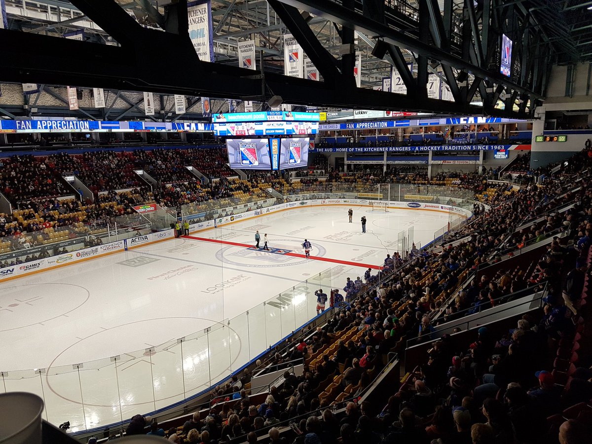 Odea4ever's tweet photo. Kitchener rangers vs Guelph Storm https://t.co/l18Z0Fq5UG