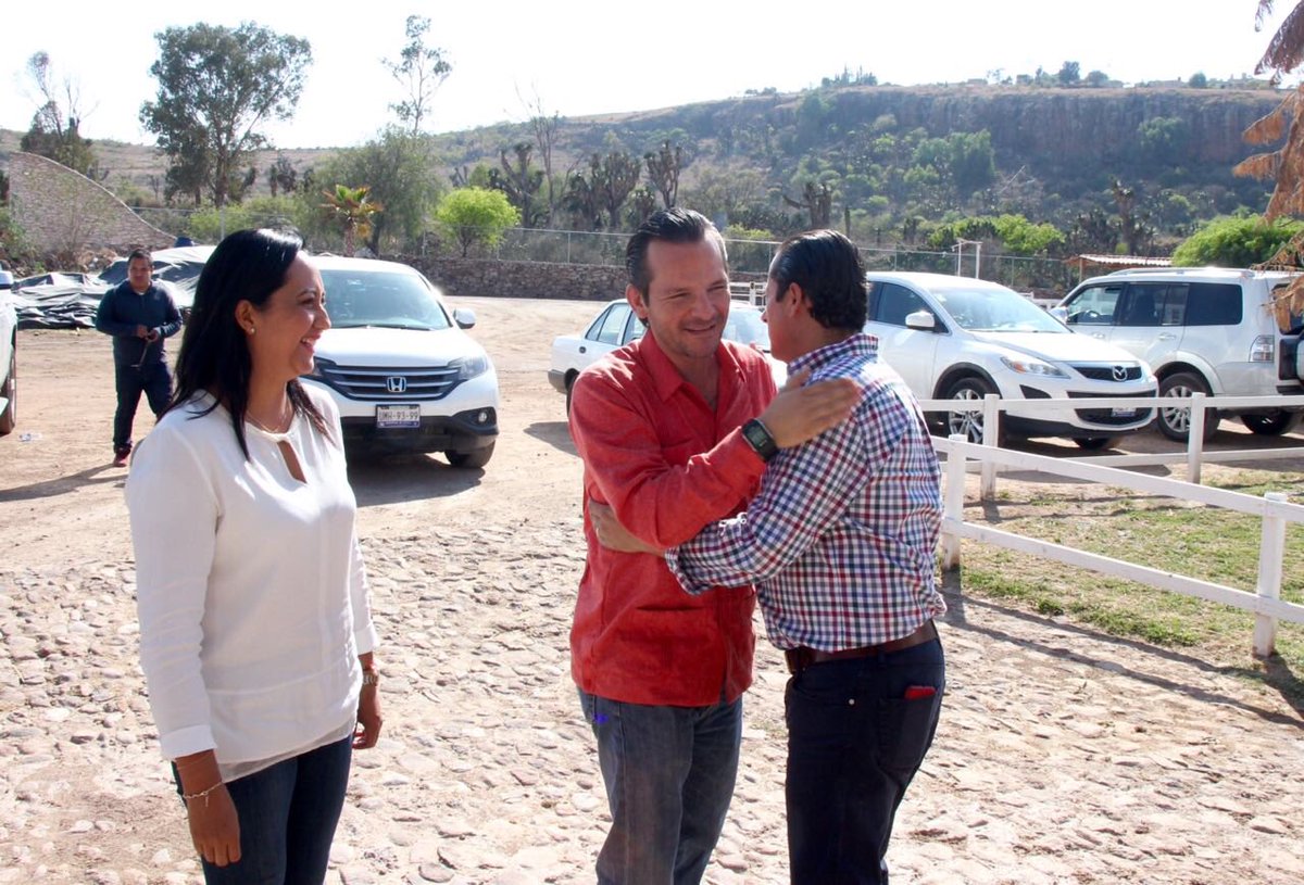 Juanqro's tweet photo. Excelente reunión regional. Estamos construyendo el siguiente paso. Consolidemos la unidad en cada uno de los municipios del Estado https://t.co/zi47pRHWZn