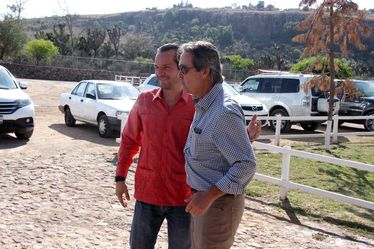 Juanqro's tweet photo. Excelente reunión regional. Estamos construyendo el siguiente paso. Consolidemos la unidad en cada uno de los municipios del Estado https://t.co/zi47pRHWZn