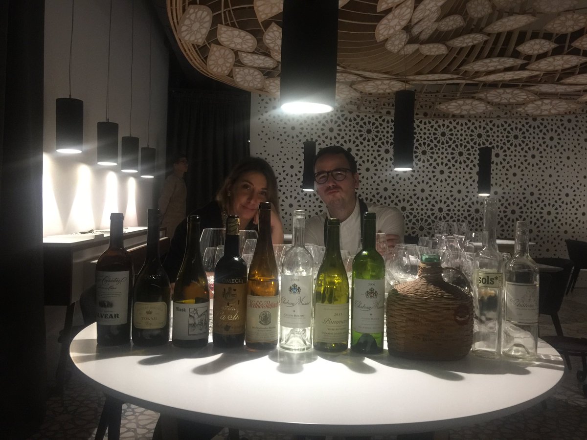 Espectáculo con Paco Morales. Noor prometía, cumple y nos hace soñar. Enhorabuena <a href="/Pacomoraleschef/">Paco Morales</a> <a href="/NoorRestaurant/">Noor Restaurant</a> <a href="/rsobremesa/">Revista Sobremesa</a>