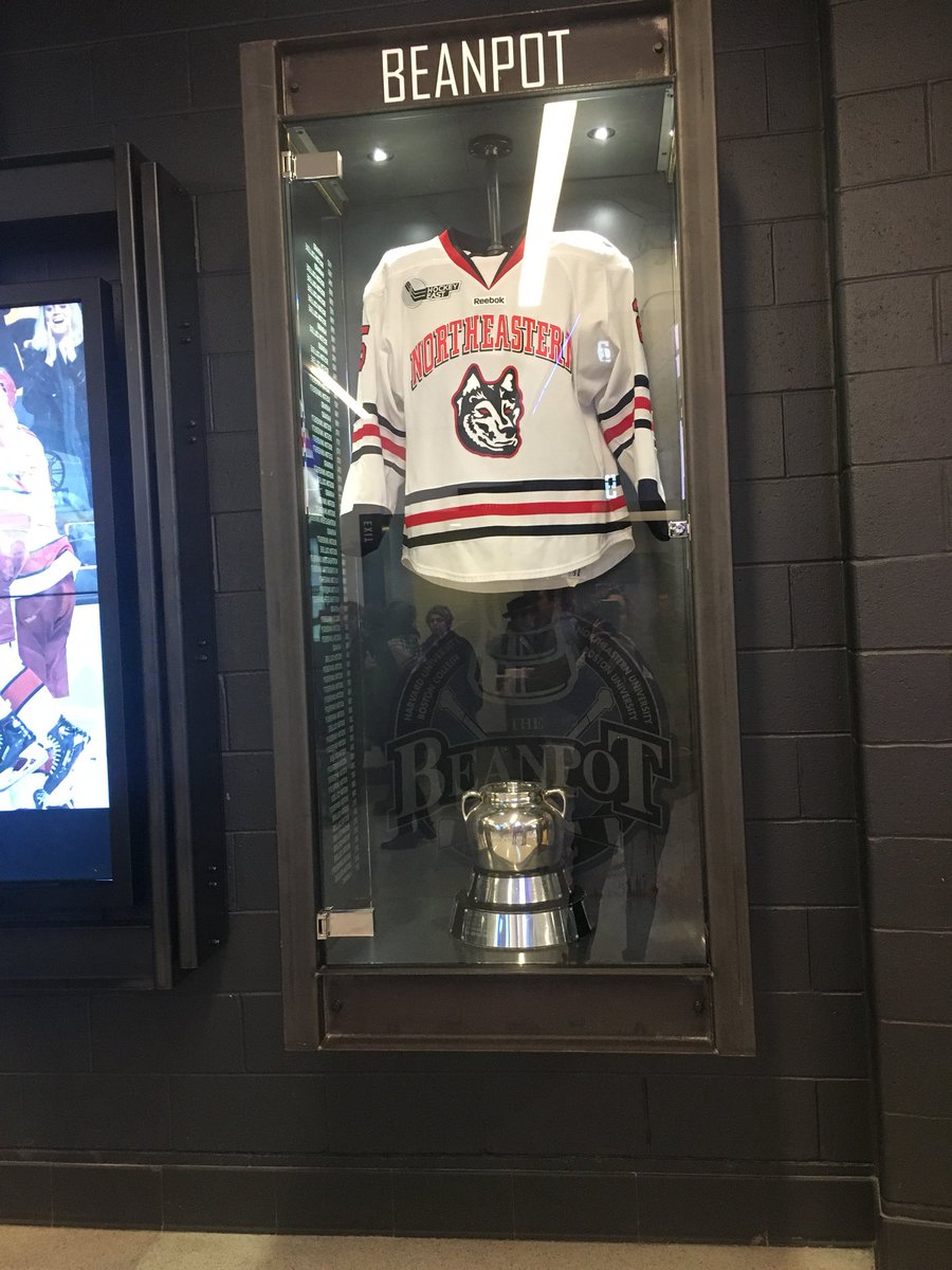 k8klepper's tweet photo. #GoNU #hockeyeast #ourtime  Let’s GO Huskies! https://t.co/X5BrhGGdYH