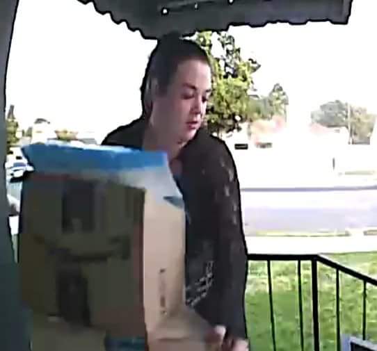 Culvercity311's tweet photo. Please help catch this package thief from Sawtelle and McDonald Street earlier. https://t.co/uwKvkzPOZ6