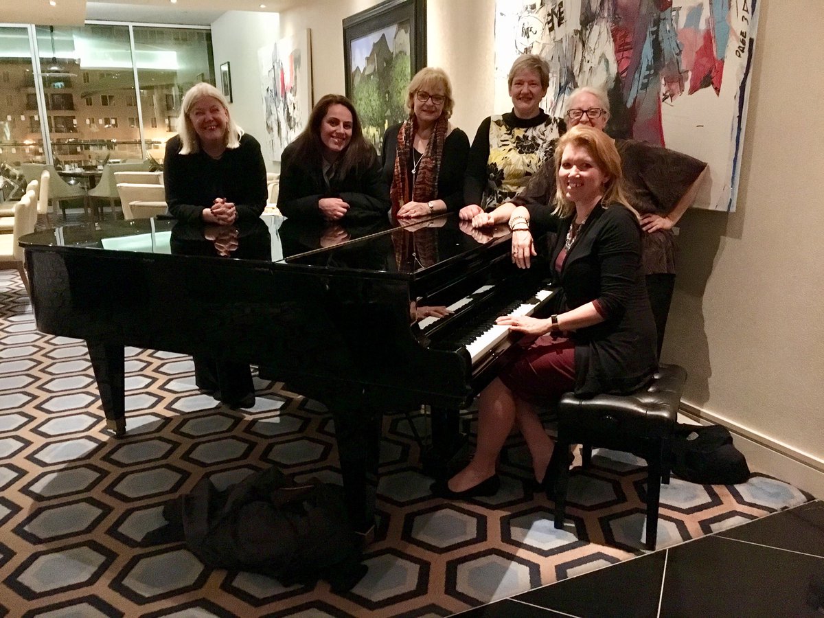 With the most fabulous people in our natural habitat #ExecSecLIVE ❤️ what a wonderful evening #piano #tunes #classicsongs #harmony #happyplace #music