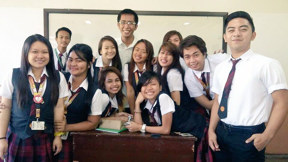 iPsyCARLogy's tweet image. 3 years ago — I will never forget this class. Thank you very much my dearest students for making my first teaching experience memorable and enjoyable. Congratulations in advance! ❤️👨‍🎓👩‍🎓

#CAS. #GeneralPsychologyClass. #ABComm. #ABLegMa. #ABMMA. #ABPoliticalSci.