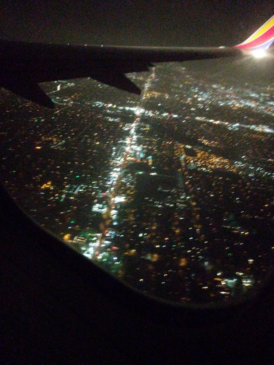 HalffullDjs's tweet photo. @City_of_Anaheim Flying over Anaheim #halffulldjs #halffullofficial https://t.co/KdzGI9wBfu