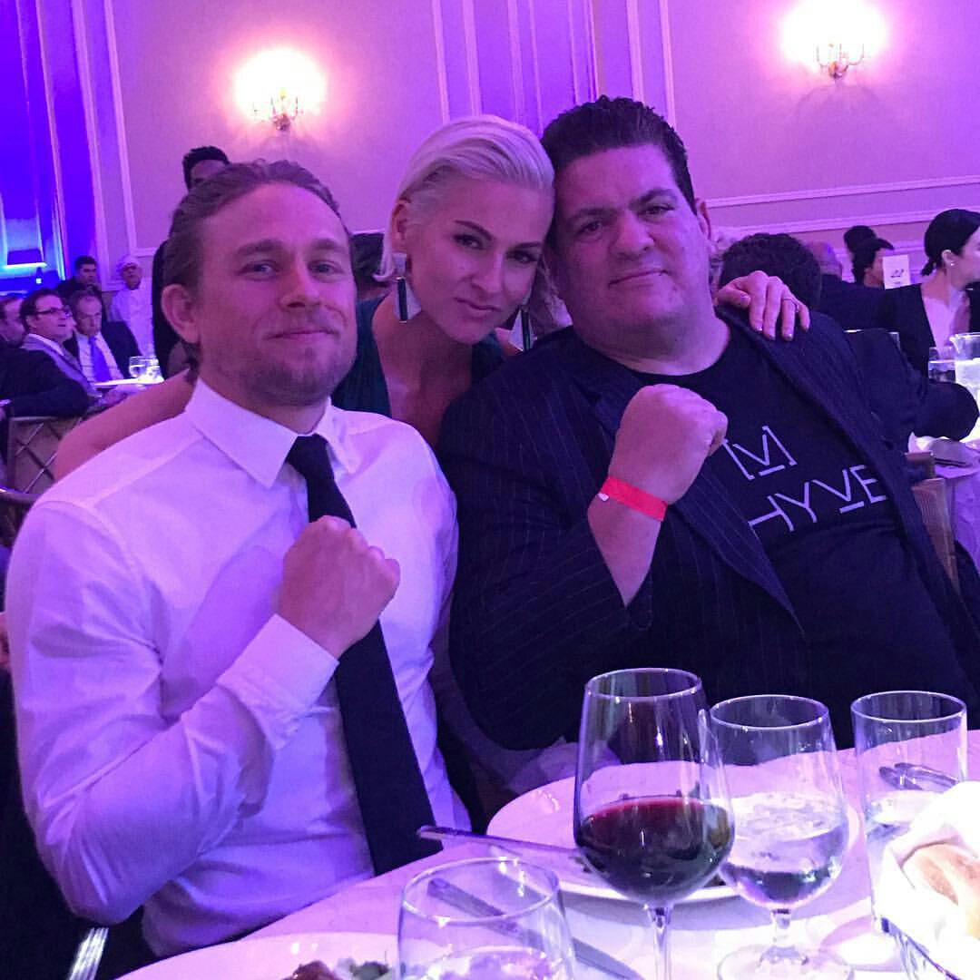 Charlie Hunnam Fans tweet media