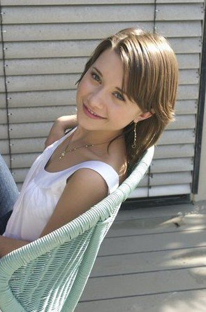 Happy Birthday Olesya Rulin 