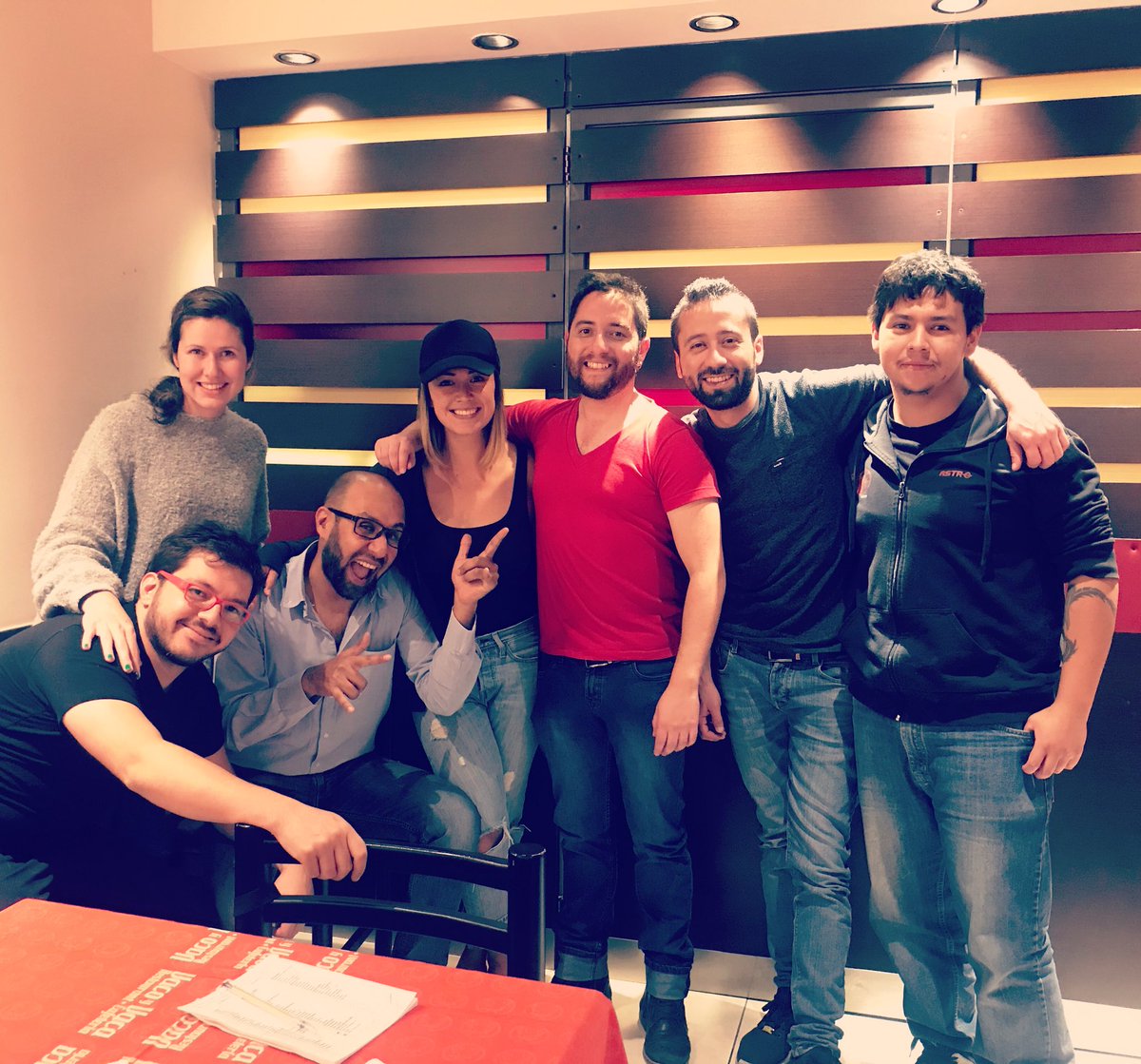 DENISJARRIN's tweet photo. Mis chicos, mi team, mis amigos, mis compañeros, mis tormentos, mis enojos pero sobre todo mi soporte y apoyo. Les presento a mis Magics, el mejor equipo de trabajo 🙌🏻💪🏻👏🏻
#magicestudio #estudiodeaudio #musica #publicidad #psi #epsilon #delta #fi #ecuador #quito https://t.co/NwEvEauUV3