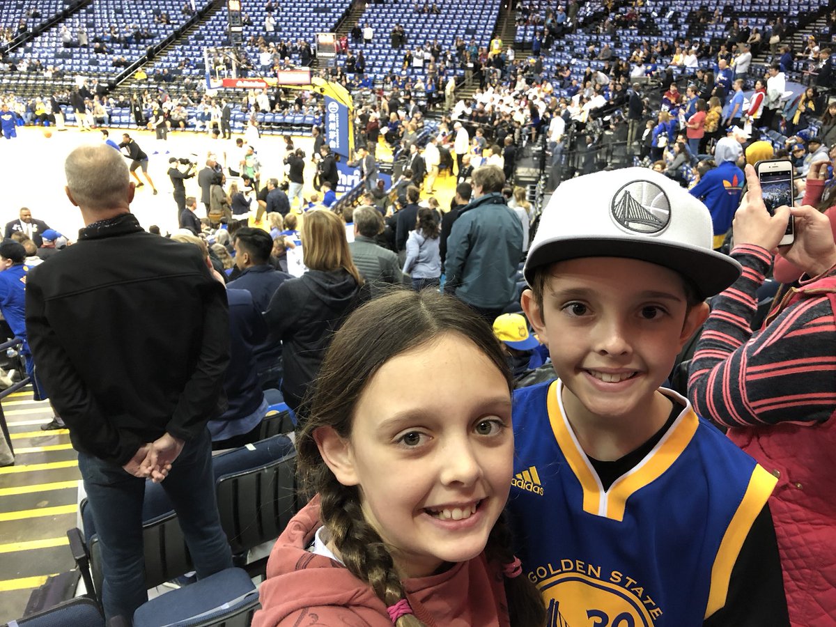 chrismnelson's tweet photo. #WarriorsGround First NBA game! Go warriors! https://t.co/Z1CC1vyaGv