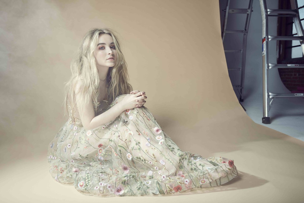 tmrwmag's tweet photo. .@SabrinaAnnLynn's new track #Alien is out of this world, isn't it? Reminiscing to when Sabrina graced the pages of volume #20 of tmrw. 

https://t.co/JbwHlLQkuJ https://t.co/NFuwXDOWmf