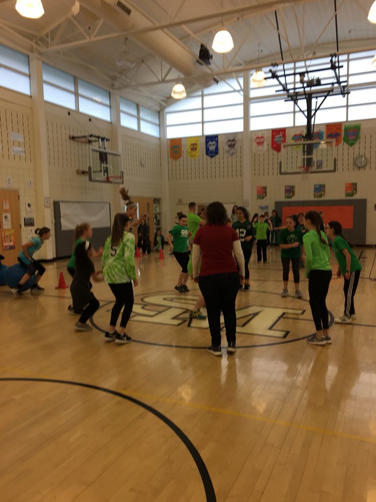 DianeDboff's tweet photo. Jump Rope for Heart @dasd_sm https://t.co/kXmjho6vDU