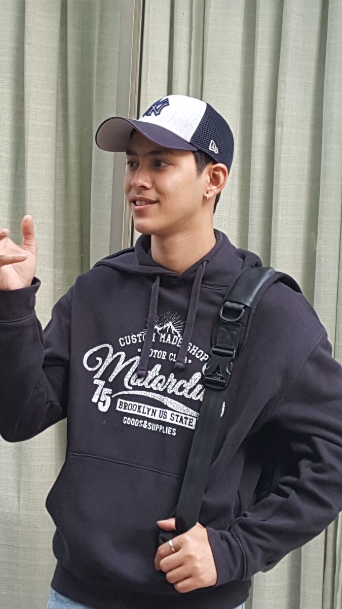 MariewFanClub's tweet photo. โพสเอง แล้วก็ขำเอง 55555

#Mariew #มาริวกิ้ว 
#ขอพบในฝัน 
#สุนทราภรณ์เดอะมิวสิคัลRestage https://t.co/7hOurIkL5w
