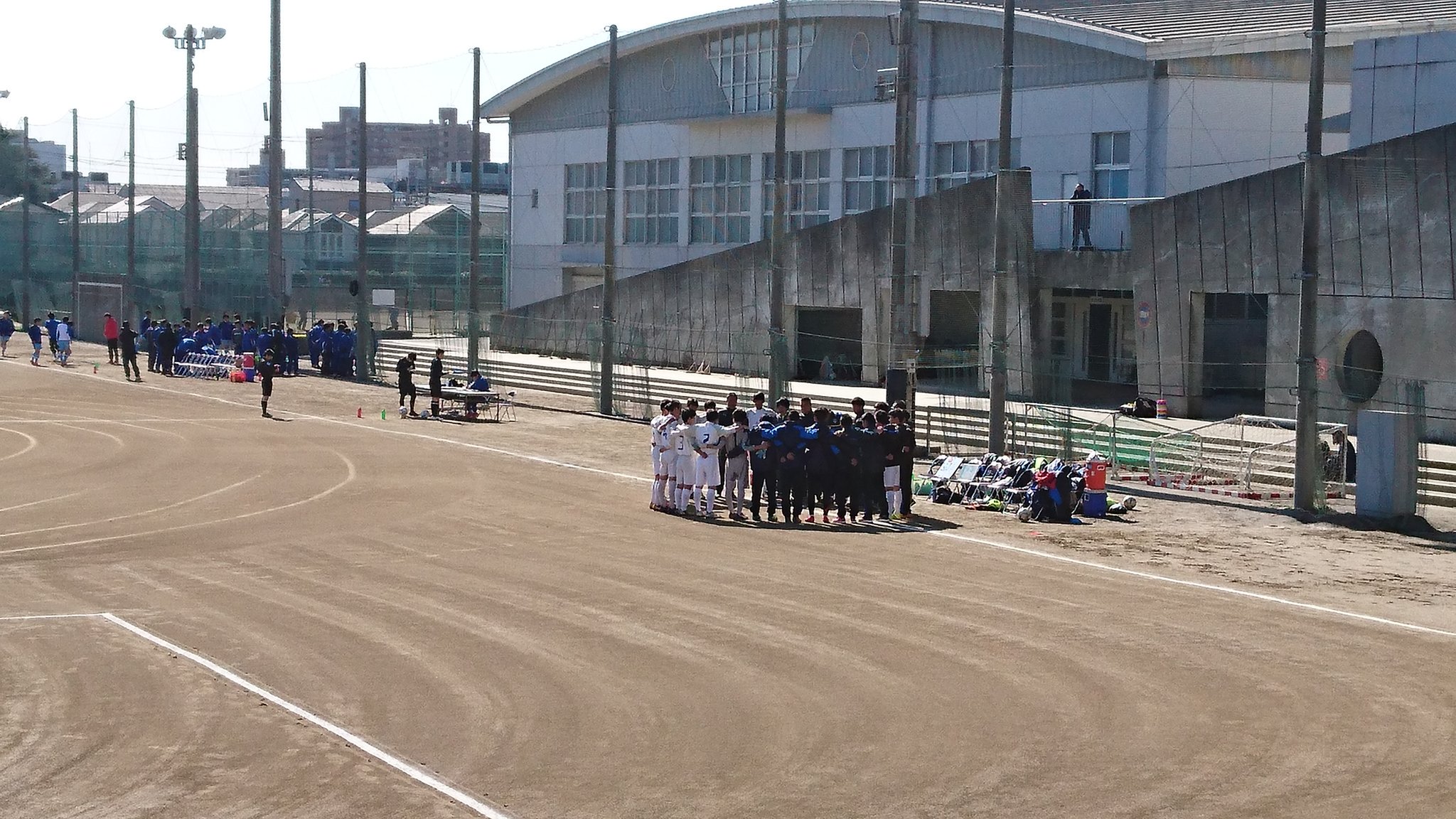 サッカーオヤジ 平塚学園サッカー部 ｋ 3 ｂチーム 湘南高校 1 0 0 1 計1 1 引き分けました １試合を通し相手のパワープレーに苦しみましたがなんとかドローにした感じ T Co 4rc8f0srip Twitter
