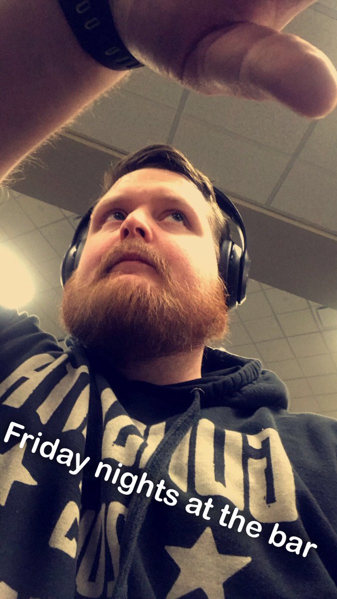 w_lorton's tweet photo. Hit 225x3 on incline, which isnβt bad considering it was my first attempt over 200 ever. Peep the Gunsmith Hoodie π π #teamgunsmith #wearegunsmith https://t.co/31dLhVIOx4