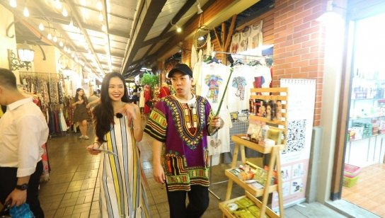 [NEWS] Running Man, Son Naeun 'My ideal type is a humorous guy'

"..jungkook asked naeun if she had an ideal type, upon saying that byung jae &amp; se chan cheered out loudly and made her look embarrassed..."

*broadcast tomorrow at 4:50PM KST

>star.mt.co.kr/stview.php?no=… #Apink #Naeun