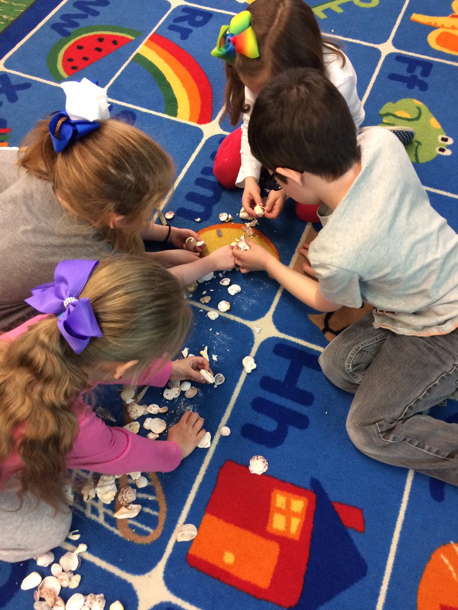 frostymom4's tweet image. We (kind of) went to the beach to kick off spring break! My kinders loved finding a shell to write about! #shellabration #kinderwriting