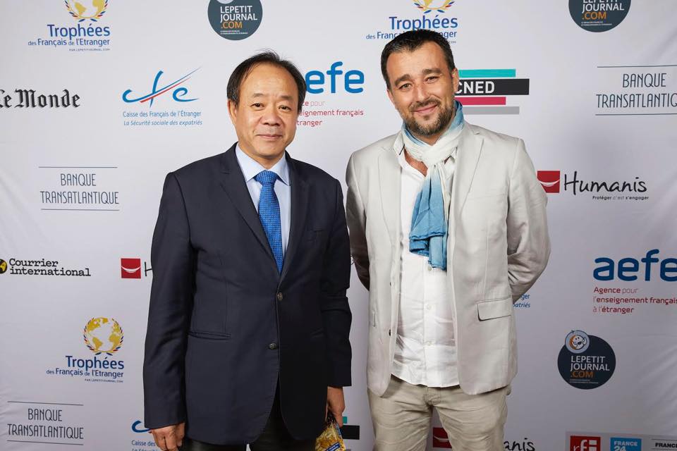 HoianRehahn's tweet photo. Honoured to have received the Trophy for my museum at Quai d'Orsay in Paris on 13th March. I've spent 7 years working on this project, documenting and photographing the 54 ethnic tribes of Vietnam. 
Photos:  Arnaud Calais https://t.co/Mo9BnL2TaP