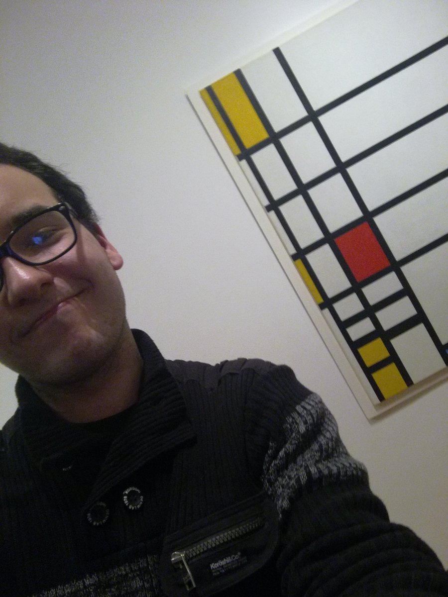Psscl_'s tweet photo. GENIAL la performance en el @MuseumModernArt por parte de @masqlineas acompañados de @chicosdellab junto a las mejores obras de NY. https://t.co/rTUHzcMiIi