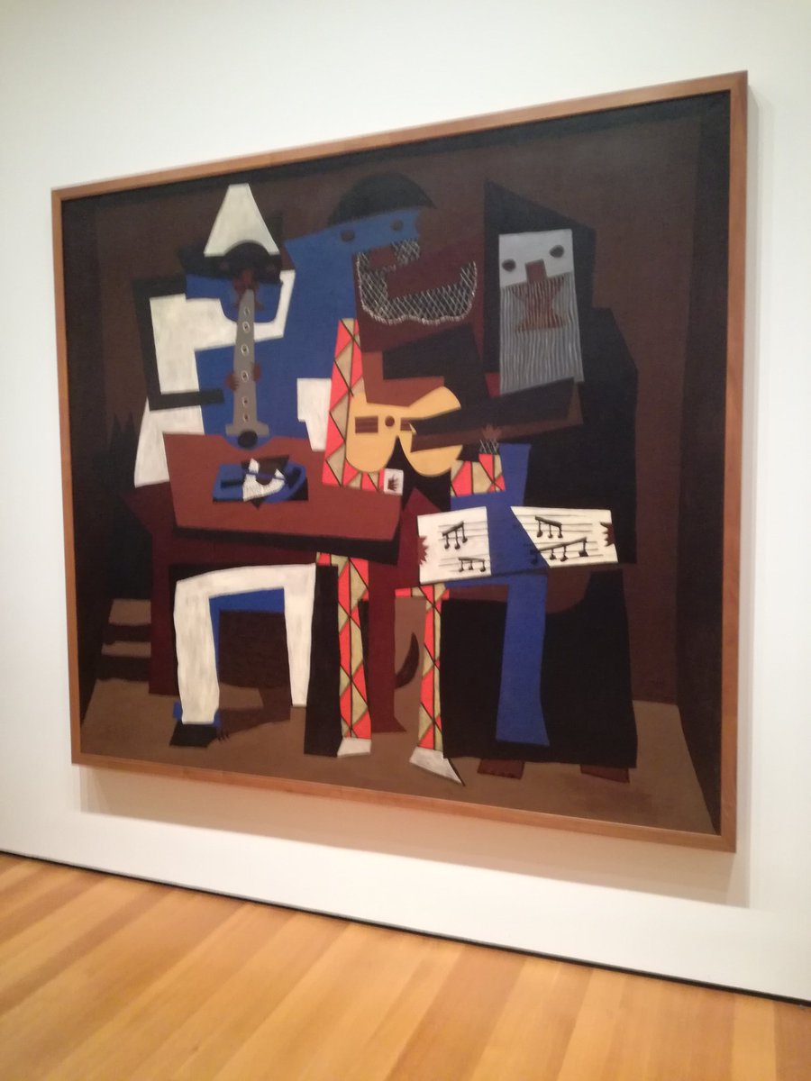 Psscl_'s tweet photo. GENIAL la performance en el @MuseumModernArt por parte de @masqlineas acompañados de @chicosdellab junto a las mejores obras de NY. https://t.co/rTUHzcMiIi
