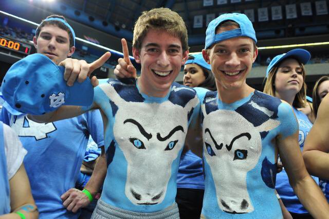 tvippolis's tweet photo. UNC fans before vs UNC fans now 

LETS GO RETRIEVERS https://t.co/uWO40H7gtv