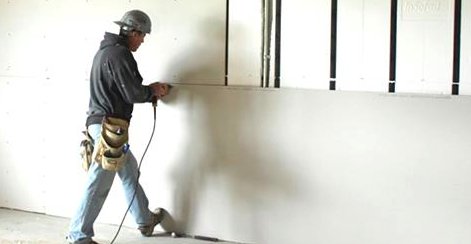 asaproof's tweet photo. Over time, moisture can lead to #mildew, #mold and wood rot. If during a siding repair, these underlying problems are not addressed they will become worse, often leading to expensive repairs later, not to mention significant damage to the overall value of a home.
#ASAPRoofing https://t.co/cQjyqBES7b