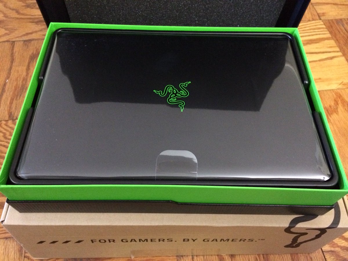 FaZeMile's tweet photo. Razer laptop Giveaway!

To Enter 

-Retweet
-Follow me
-Turn Post Notifications On

-Goodluck! https://t.co/Q9aqp190oh
