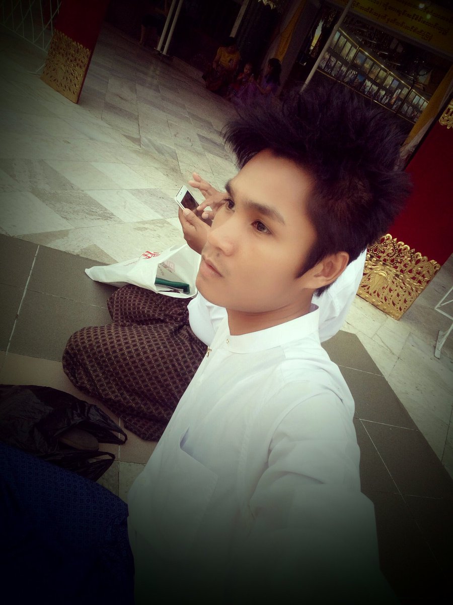 PyaeShinMin1's tweet image. MYanmar boy