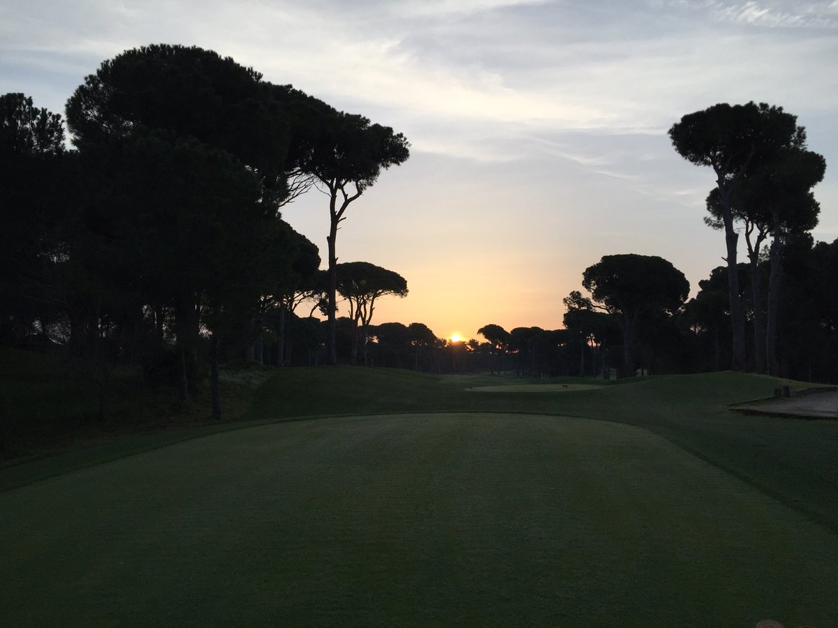 TGI_SimonK's tweet photo. Sunrise over day 3 of the 2018 TGI Team Challenge Good luck to all competitors #TGITurkey https://t.co/37QSTThEqy
