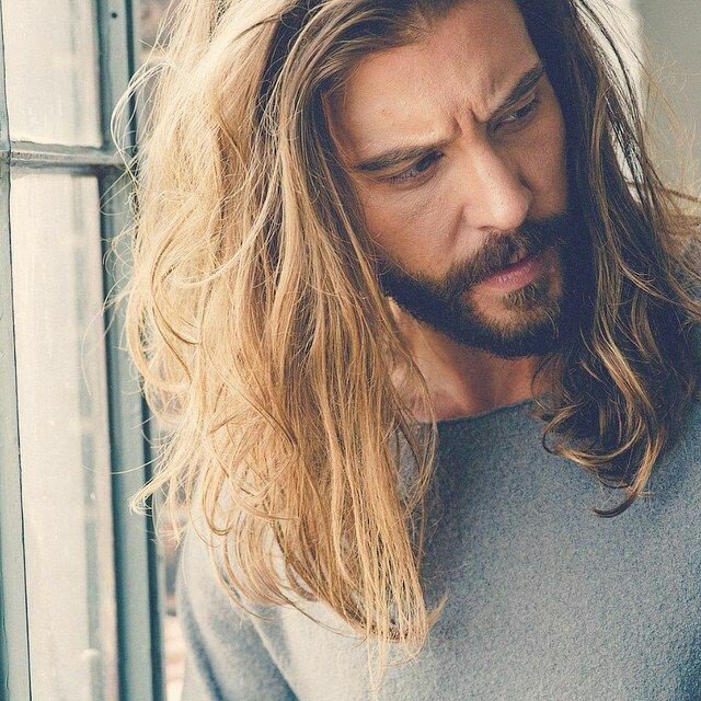 Lambach Ruthven (@tzimiscelord) on Twitter photo 