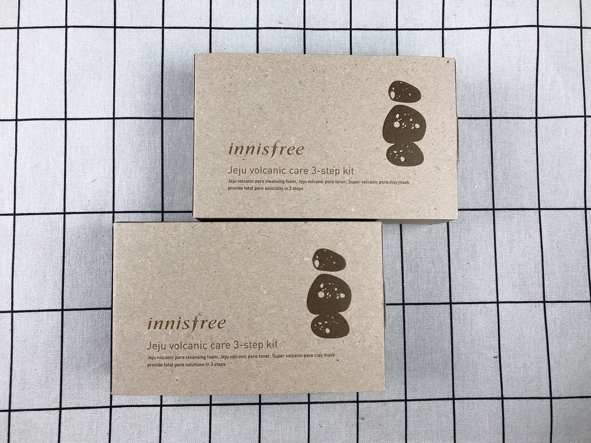 Viviennewonder's tweet photo. แจกจ้า Innisfree jeju volcanic 3 step kit เซ็ตดัง 2 เซ็ต เซ็ตนี้ช่วยเรื่องหน้ามัน รูขุมขนกว้าง แค่ RT + FOLLOW ประกาศ 31 มีนาคมจ้า ลุยเลย https://t.co/HH33KWplJN